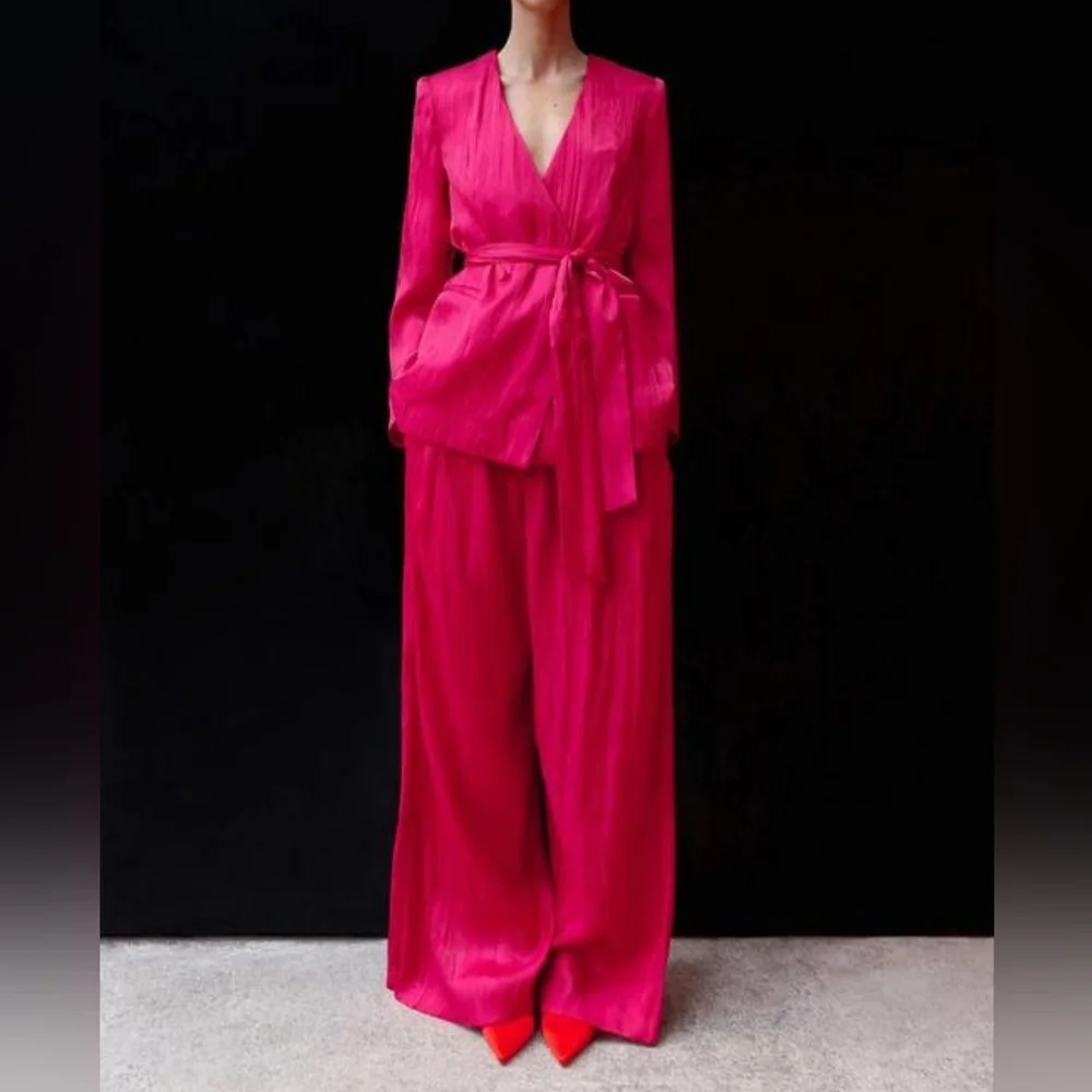 Zara Set 2 pc Wide Leg Satin Pants and Belted Blazer Pink  Size  S and M